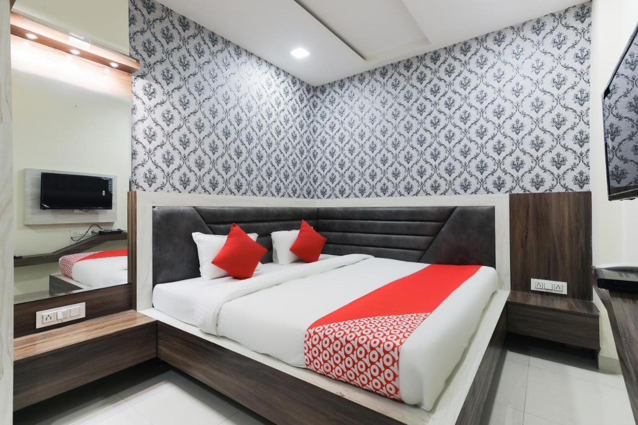Oyo 60577 Sukhmani Residency Hotel Indore Exterior photo